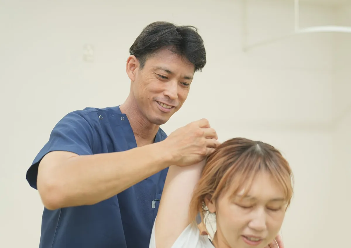 肩の施術、名東区、パーソナル整体haru